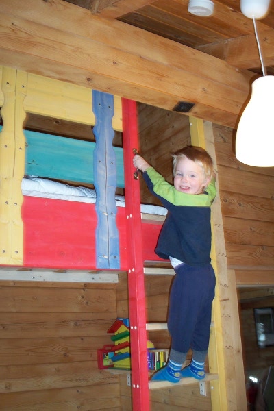 Schwupp schon sind wir oben im Hochbett
